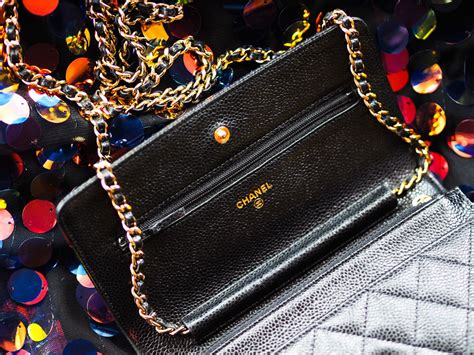 chanel wallet on chaon